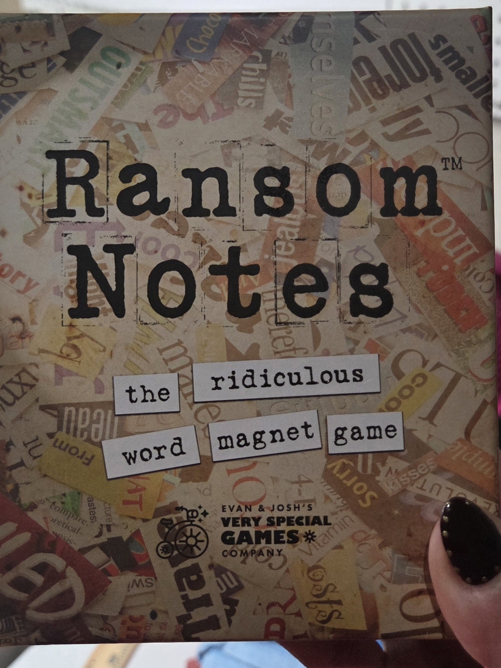 Ransom Notes Word Magnet Game - Brown & Tan -